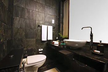 Ocean Edge Suites & Hotel Colombo Sri Lanka