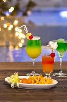Ocean Edge Suites & Hotel Colombo