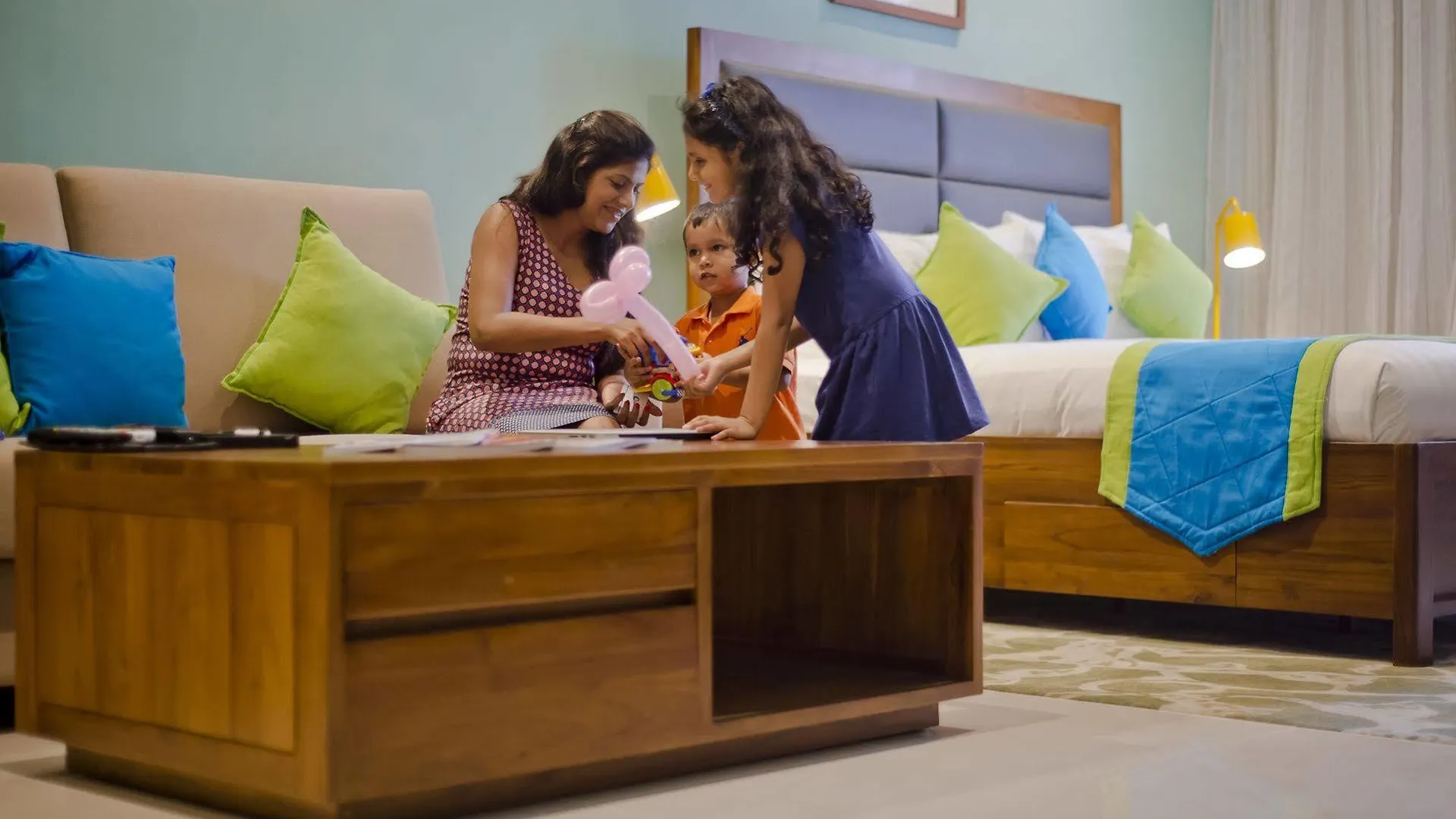 Ocean Edge Suites & Hotel Colombo